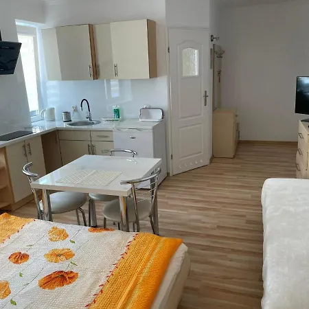 Sara Quarto em Acomodações Particulares Ustka
