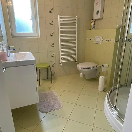 Sara Quarto em Acomodações Particulares Ustka