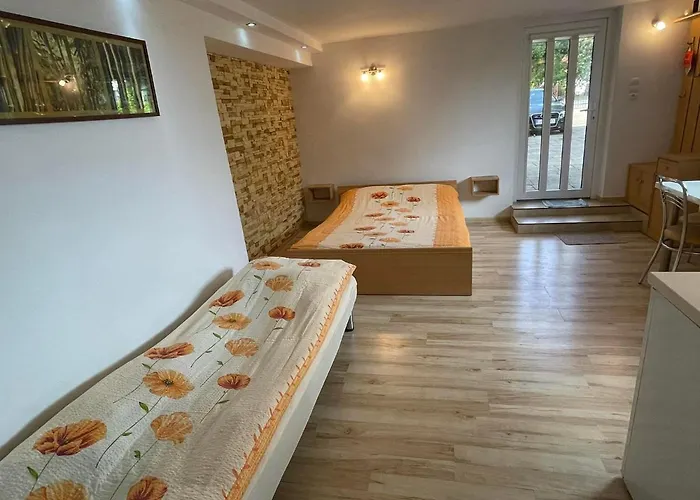 Sara Homestay szállás *